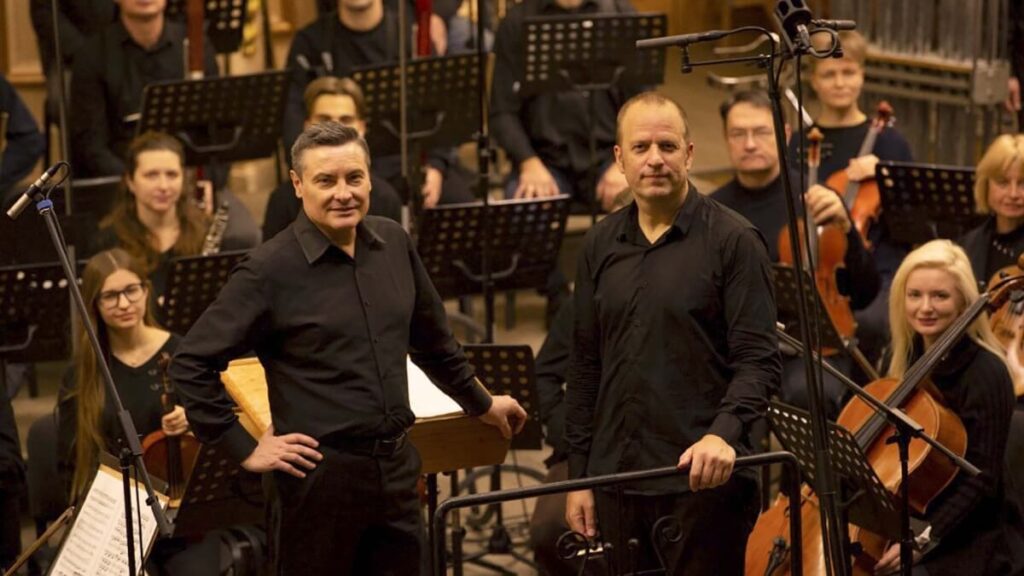 Francisco Varela y Fabio Banegas al frente de la Orquesta Filarmónica Nacional de Lviv