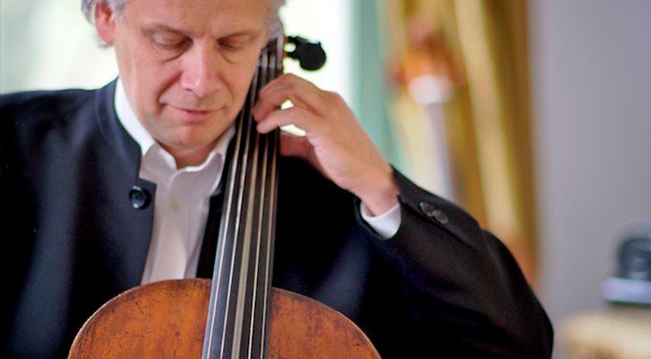 El violonchelista Pieter Wispelwey