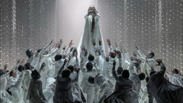 Mira las mejores imágenes de Nabucco en el Teatro Colón